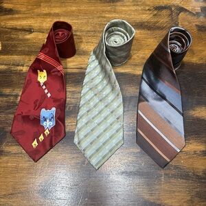 Bundle Of 3 VanHeusen Ties
